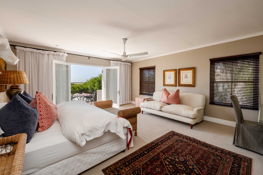 7 Bedroom Property for Sale in Goose Valley Western Cape